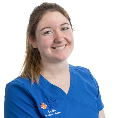 heath-vets-vet-in-burgess-hill-staff-team-member-Lydia-Burdis