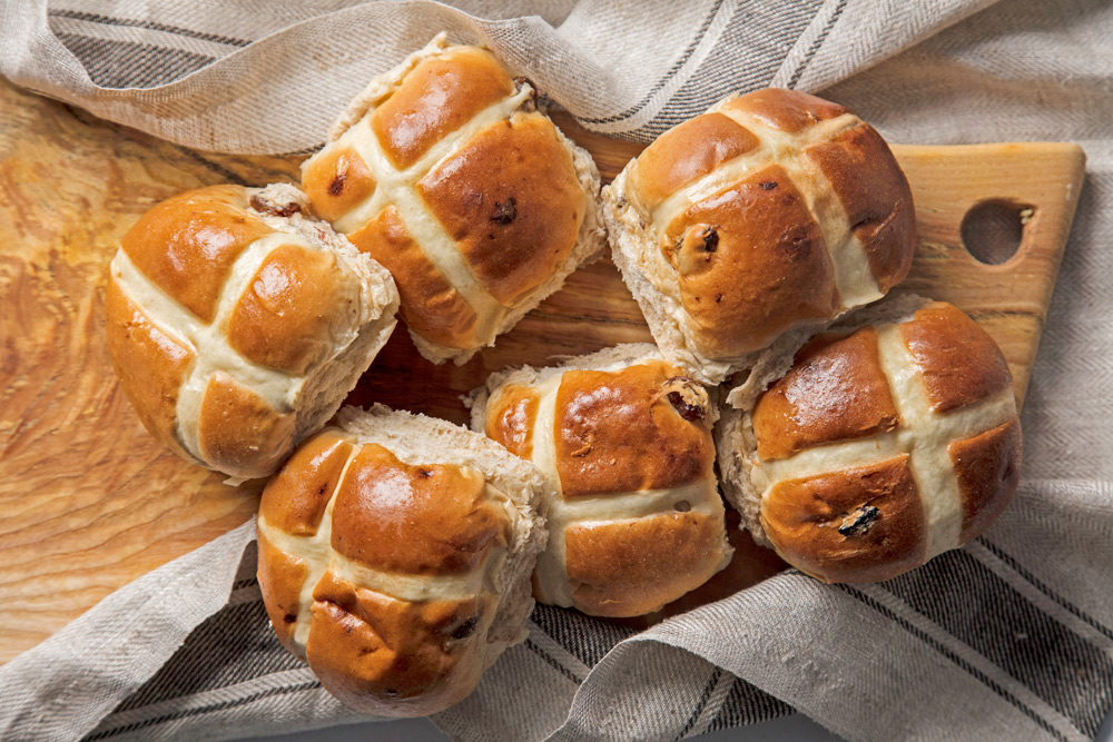 Hot Cross Buns | 5 Easter Poisons and How to Protect Your Pet | Heath Vets